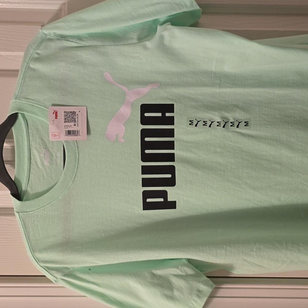 PUMA SIGNATURE BRAND MEN'S GREEN SHORT SLEEVE TEE-SHIRT SIZE MEDIUM
